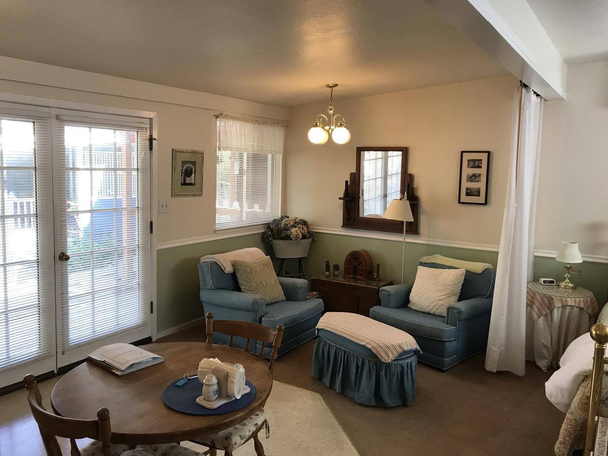 Trailside Inn Bed And Breakfast Calistoga Bagian luar foto